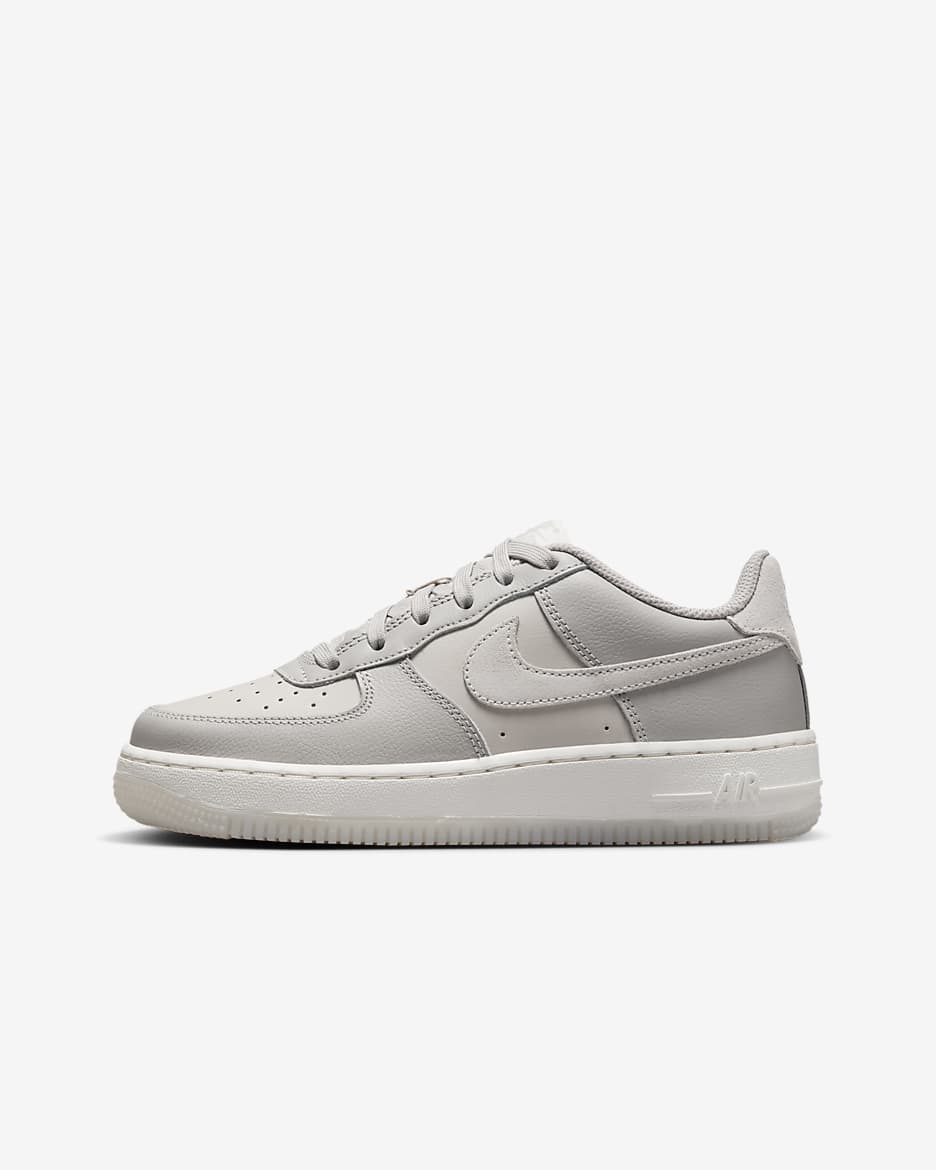 Air force 1 big kid shoe best sale